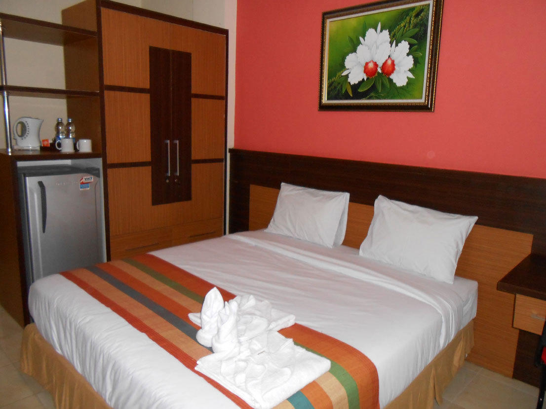 Pineapple Mansion Hotel Surakarta  ห้อง รูปภาพ